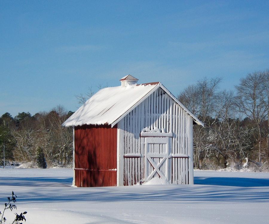Corn Crib in Snow Photograph by Valerie Brown