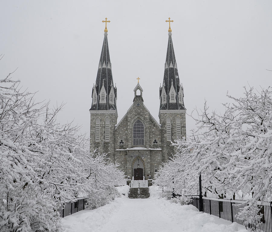 Snow - Villanova Cathedral Photograph by Bill Cannon