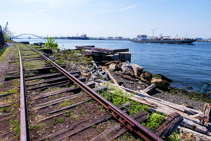New York City Photograph - Snug Harbor Railway by S Paul Sahm