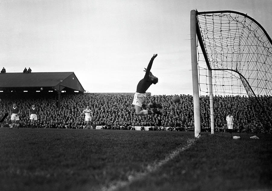 Soccer - Limerick v Shamrock Rovers at Glenmalure Park Photograph by ...