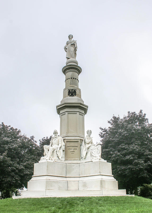 Soldiers National Monument Photograph by William E Rogers - Fine Art ...