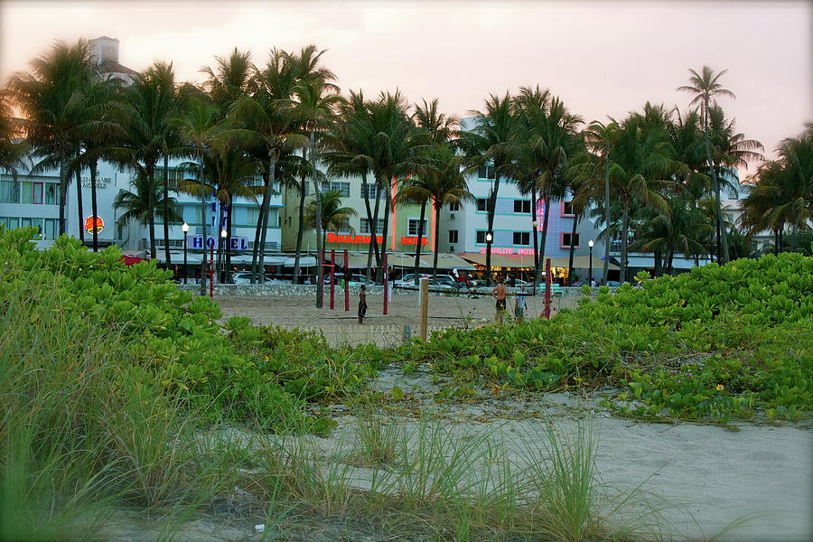 South Beach Photograph by Michael Albright