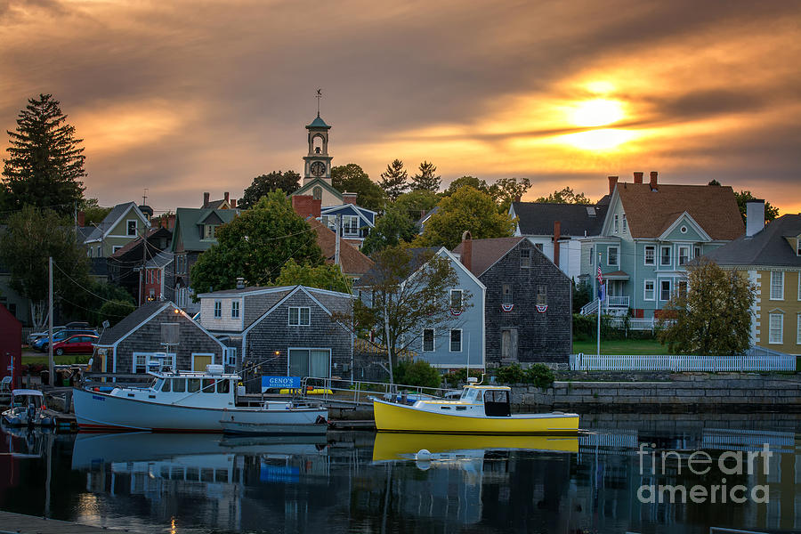Portsmouth Nh Photograph - South End Sundown by Scott Thorp