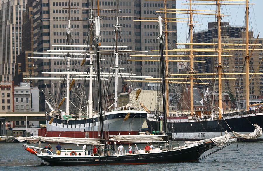 South Street Seaport Pioneer Photograph by Christopher J Kirby