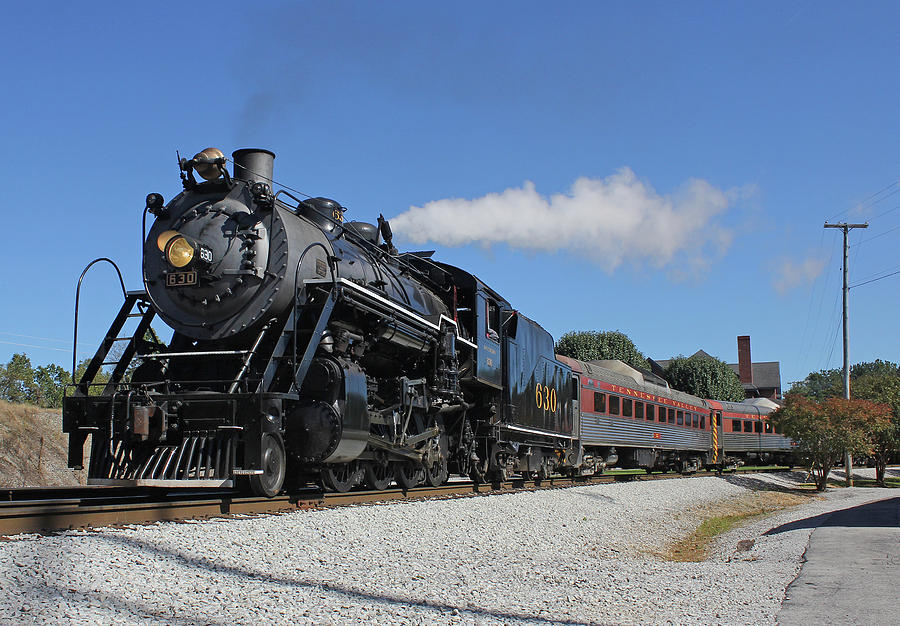 Southern 630 in Chattanooga  Photograph by Joseph C Hinson