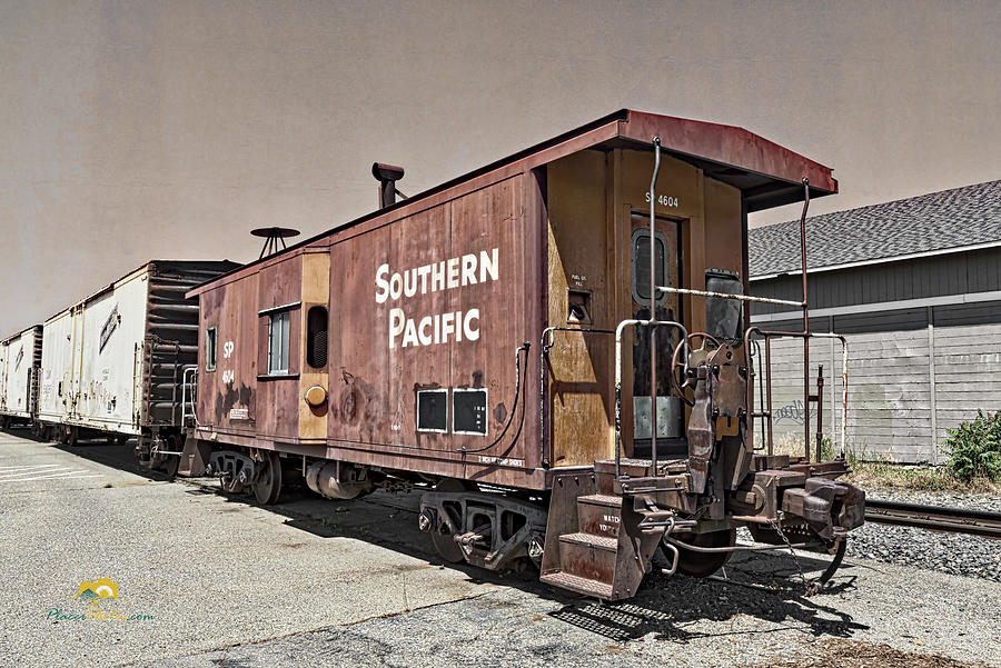 Southern Pacific Caboose Photograph by Jim Thompson