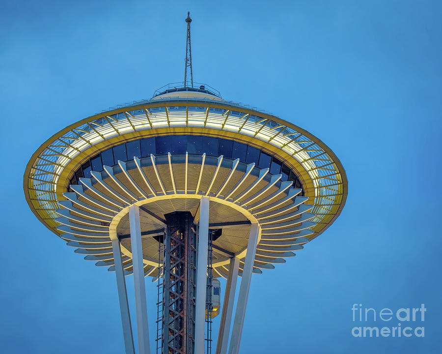 Space Needle Saucer Photograph by Jerry Fornarotto