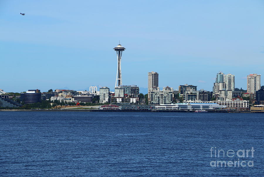 Space Needle Seattle Photograph by Christiane Schulze Art And Photography
