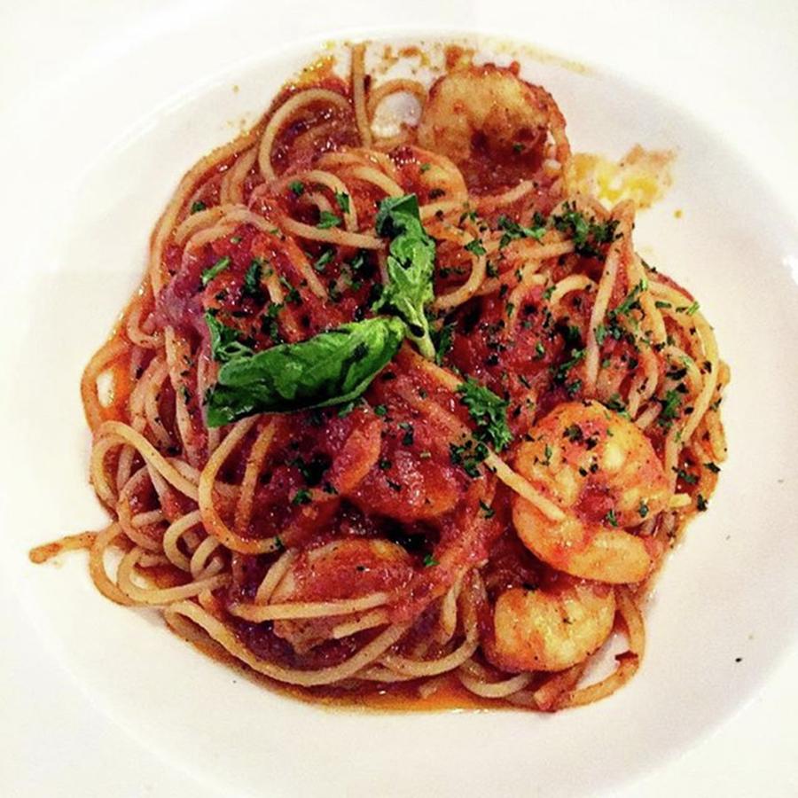 Spaghetti Ai Gamberetti Photograph by Arya Swadharma