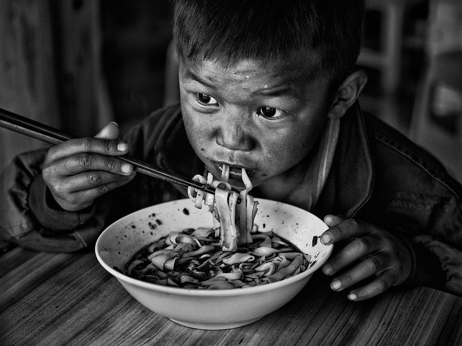 Black And White Photograph - Spicy Noodle by Bj Yang