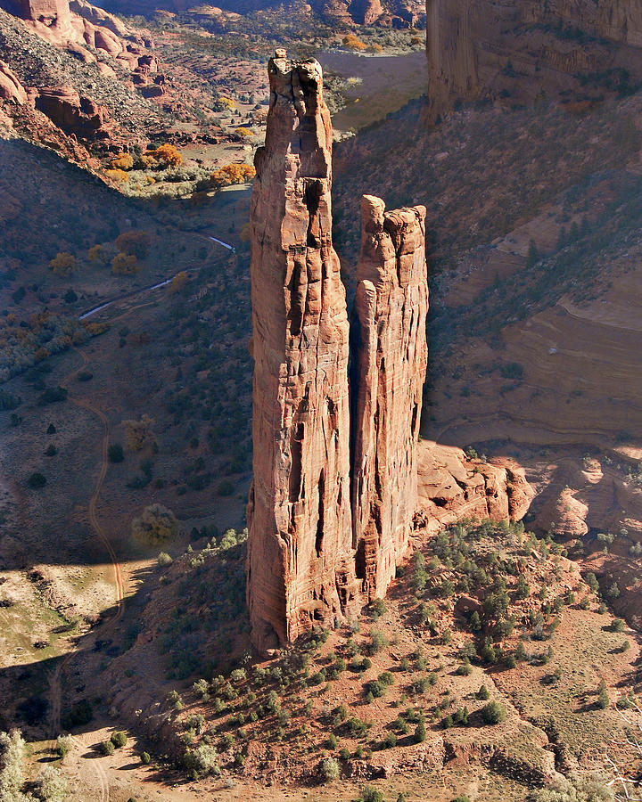 Spider Rock - Canyon De Chelly Photograph by Alan Toepfer