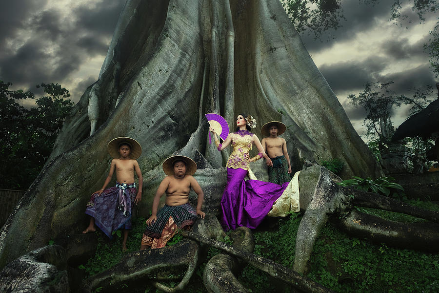 Tree Photograph - Spirit of Power by Elena Riim