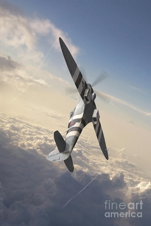 Spitfire PR Mk XIX PM631 Digital Art by Airpower Art