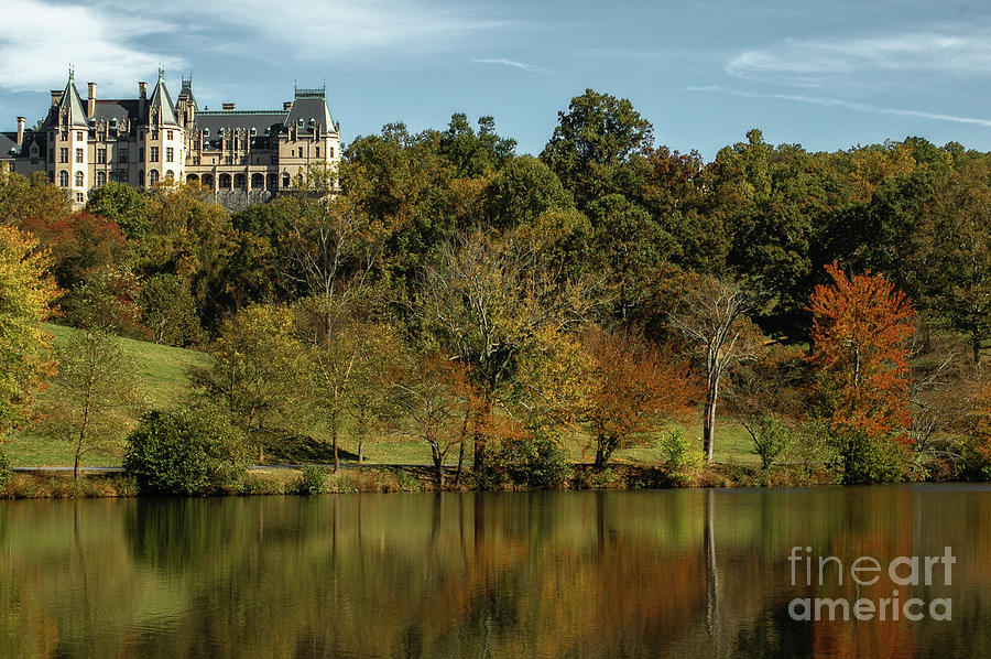 Splash of Color at Biltmore Photograph by Dale Powell