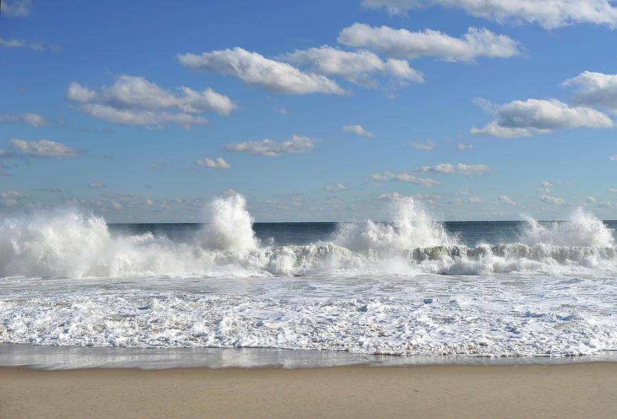 Splash Waves Brielle New Jersey Photograph by Terry DeLuco