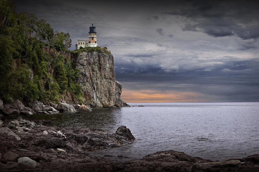 Split Rock Lighthouse at Sunrise Photograph by Randall Nyhof