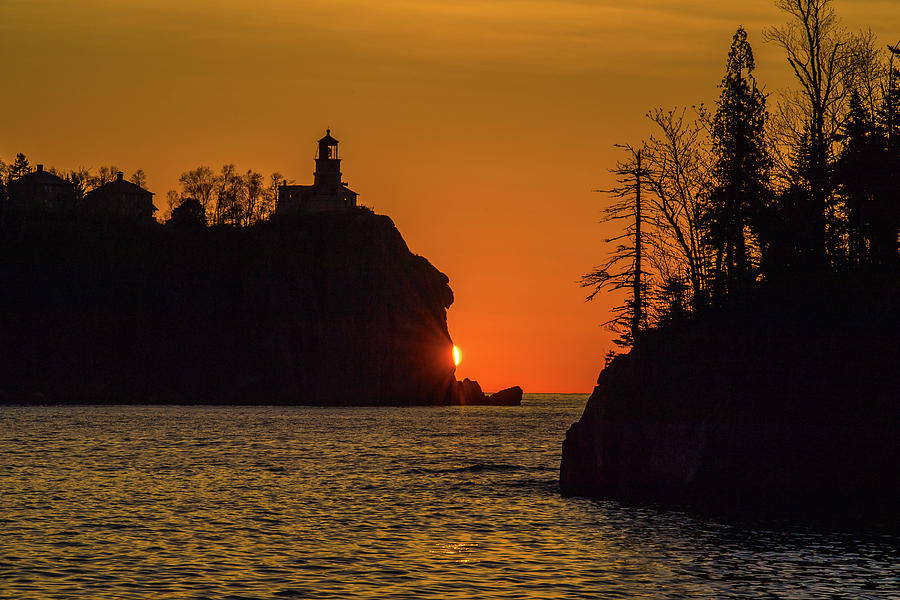 Split Rock Sunrise Photograph by Paul Freidlund