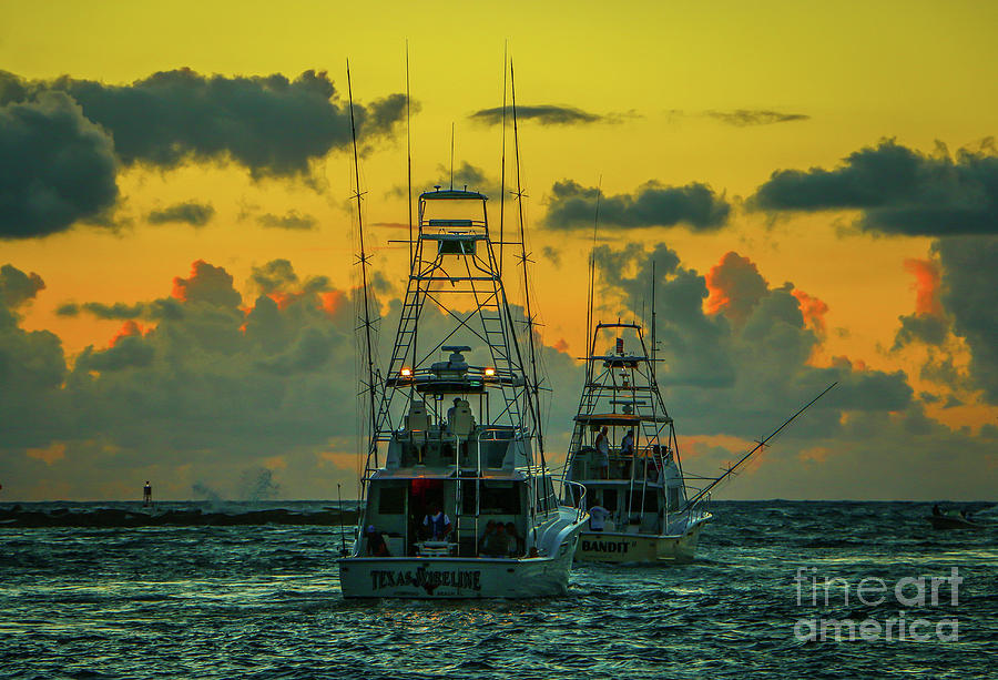 Sport Fishing Boats Photograph by Tom Claud