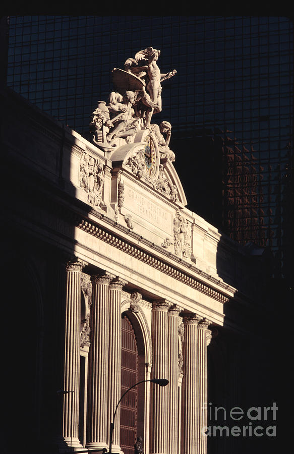 Spotlight on Mercury Grand Central Photograph by Tom Wurl