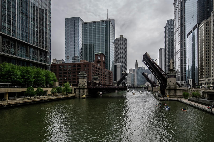 Spring Bridge lift scene in Chicago  Photograph by Sven Brogren