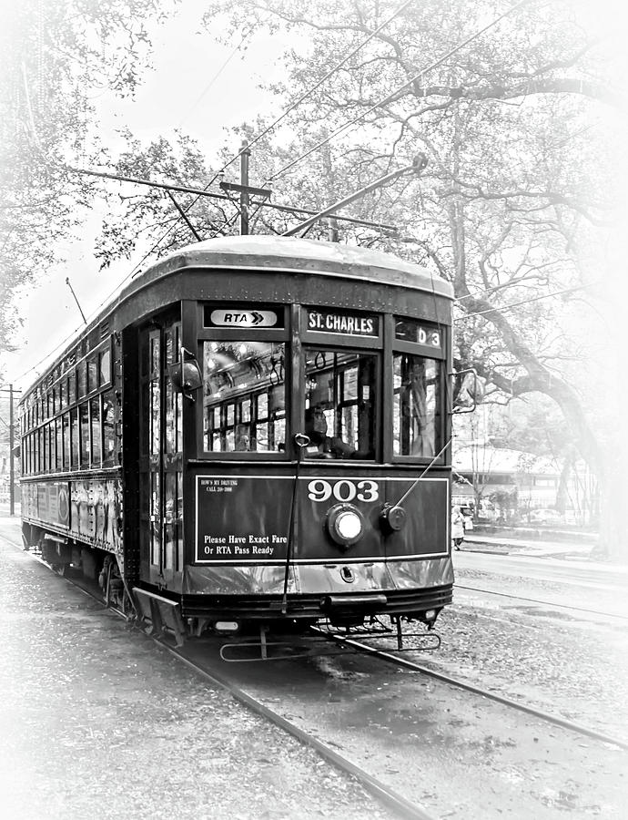 St. Charles Streetcar 2 - Vignette bw Photograph by Steve Harrington