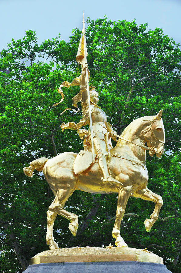 St Joan of Arc Statue - Philadelphia Photograph by Bill Cannon