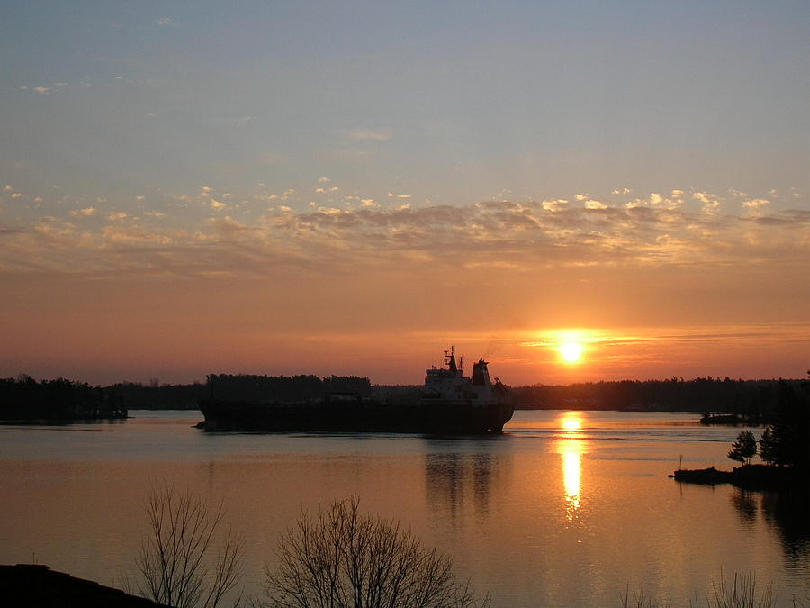 St Lawrence River Sunrise 9 Photograph by Robert P Hedden