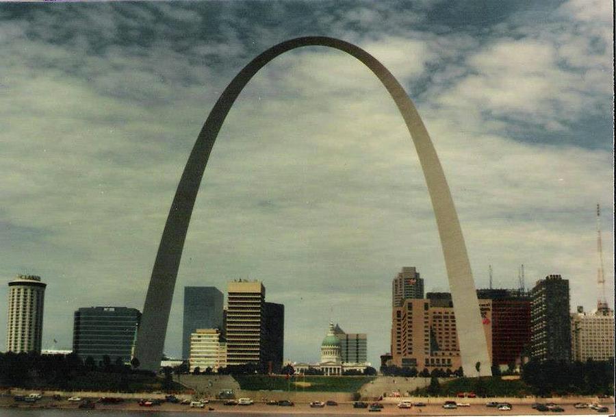 St. Louis Arch, 1987 Photograph by Dwayne - Fine Art America