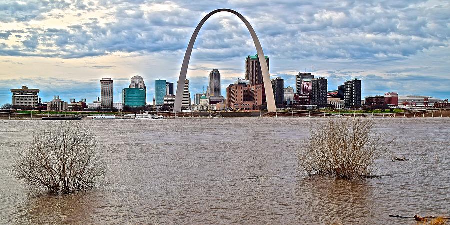 St Louis Daytime Panorama Photograph by Frozen in Time Fine Art Photography