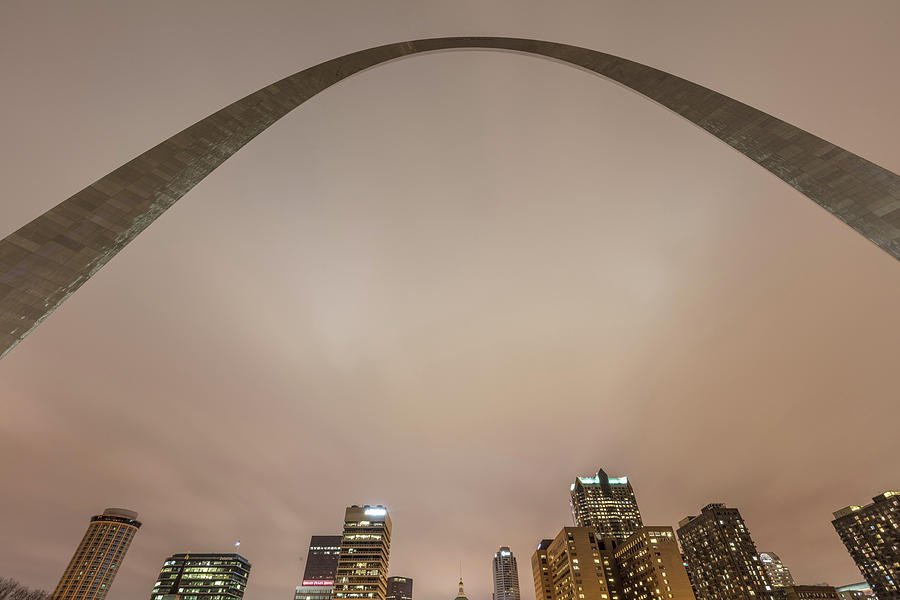 St Louis Gateway Arch Photograph by John McGraw