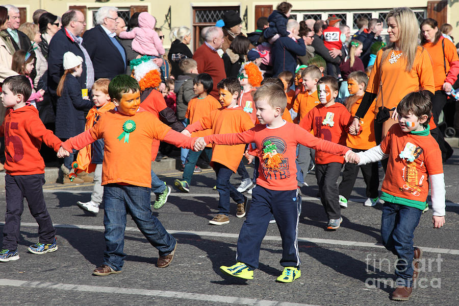 Children Photograph - St Patricks Day Parade children by Ros Drinkwater