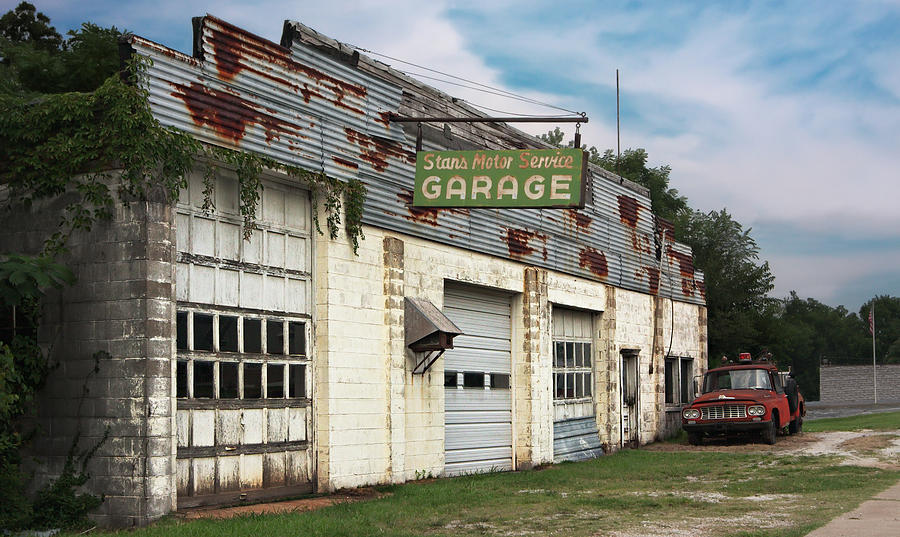 Stans Motor Service Garage Photograph by Grant Groberg