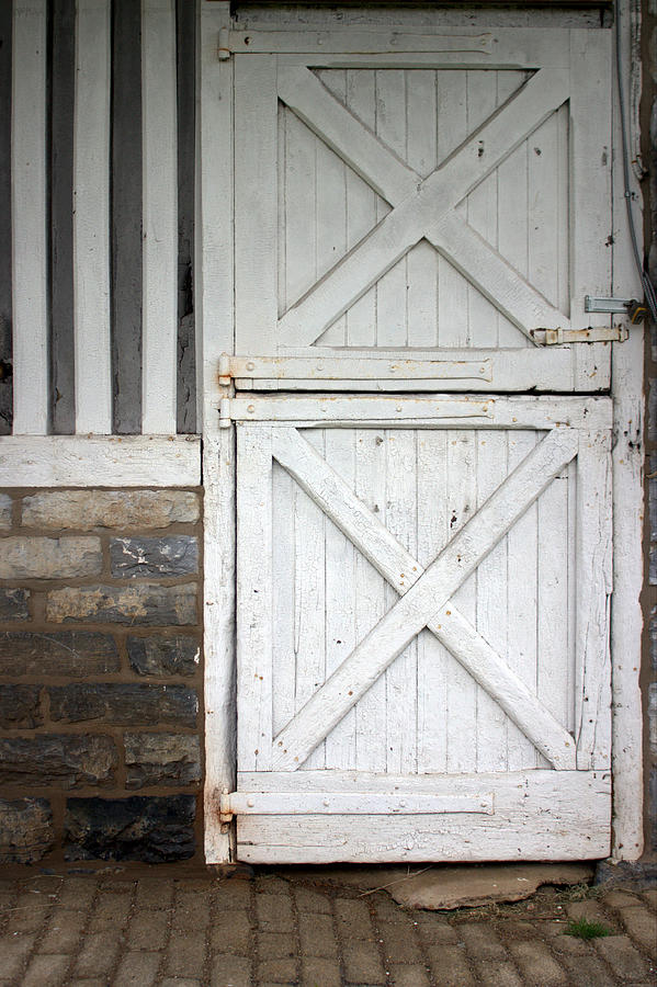 Star Barn Door Photograph by Joseph Skompski