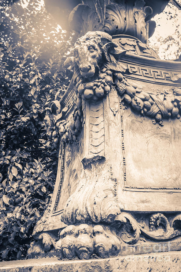 Statue In Bryant Park Nyc Photograph