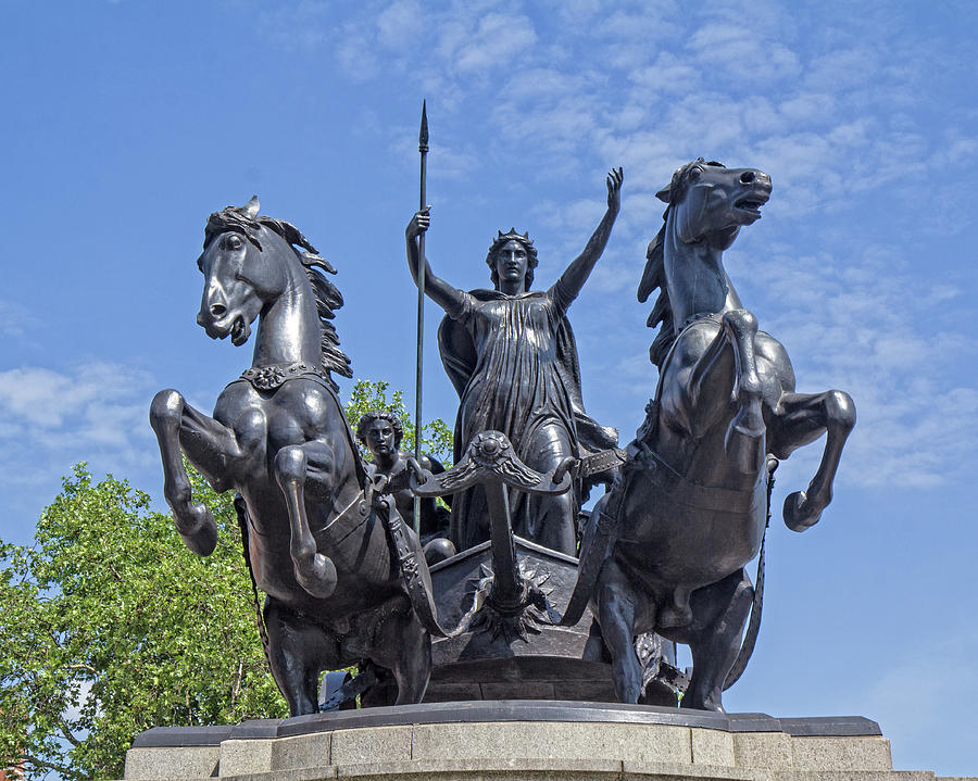 Statue in London Photograph by Robert Pilkington