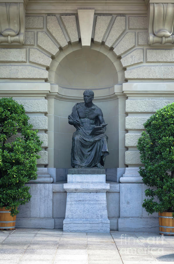 statue Neue Geschichte Photograph by Michelle Meenawong