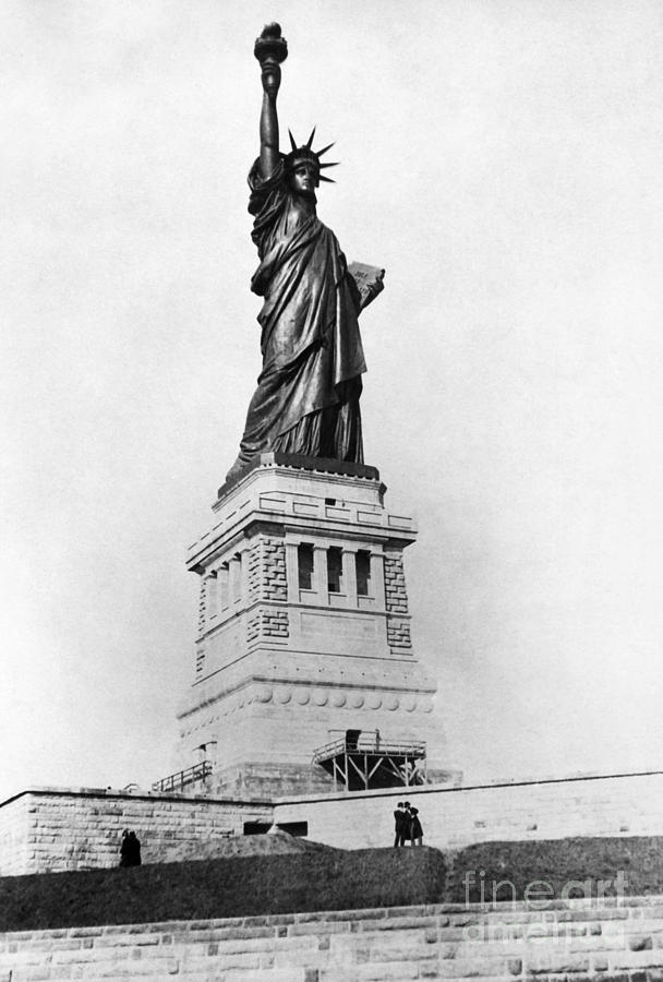 STATUE OF LIBERTY, c1890 Photograph by Granger