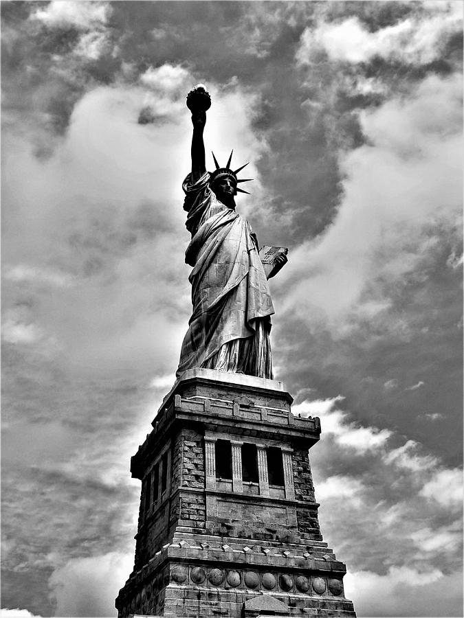 Statue Of Liberty In The Sky B W Photograph by Rob Hans