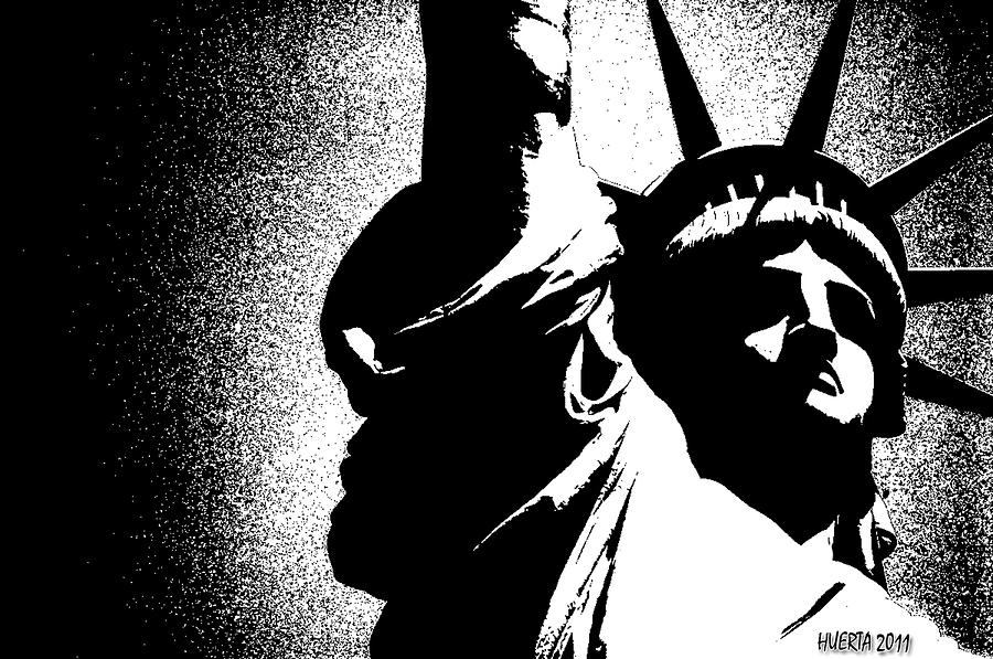 Statue Of Liberty Digital Art - Statue of Liberty by Jesus Javier Huerta