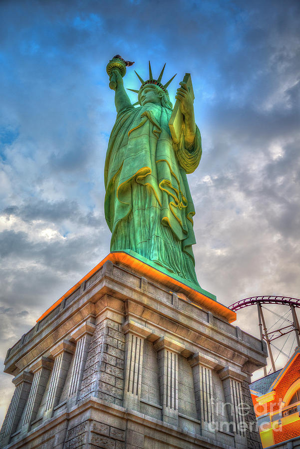 Statue of Liberty New York-New York Hotel 3 Photograph by David Zanzinger