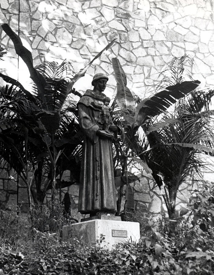 B&w Photograph - Statue of Saint Anthony by Tommy Reynolds B&w Photograph - Statue of Saint Anthony by Tommy Reynolds