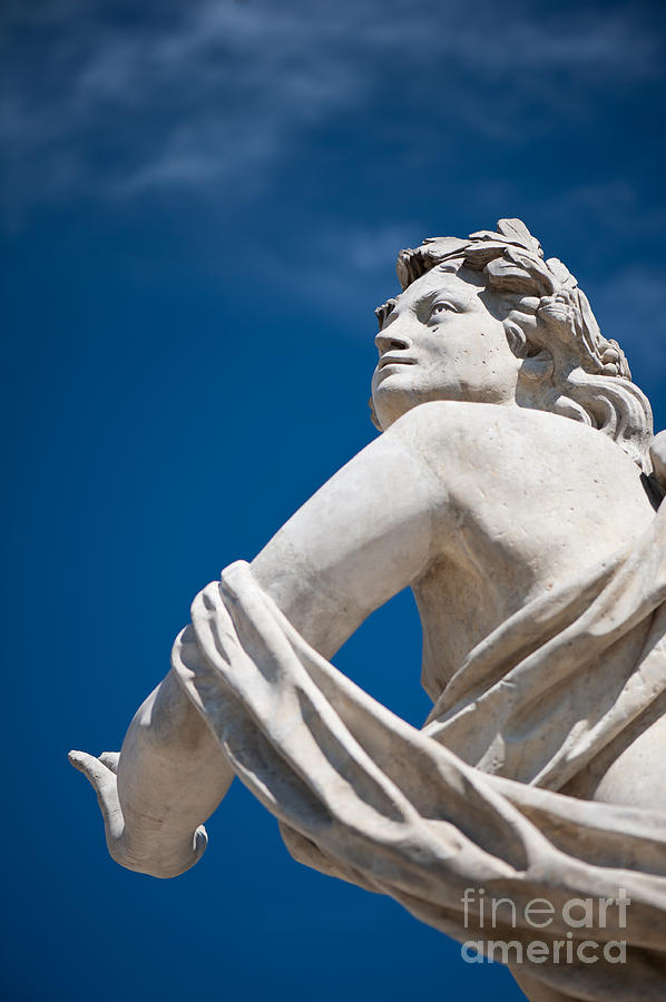 Tool Photograph - Statue with Polarising filter by Arletta Cwalina