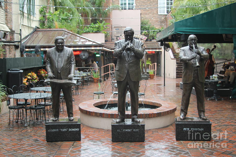 Statues of Jazz Great Hurt, Fats, Fountain  Photograph by Chuck Kuhn