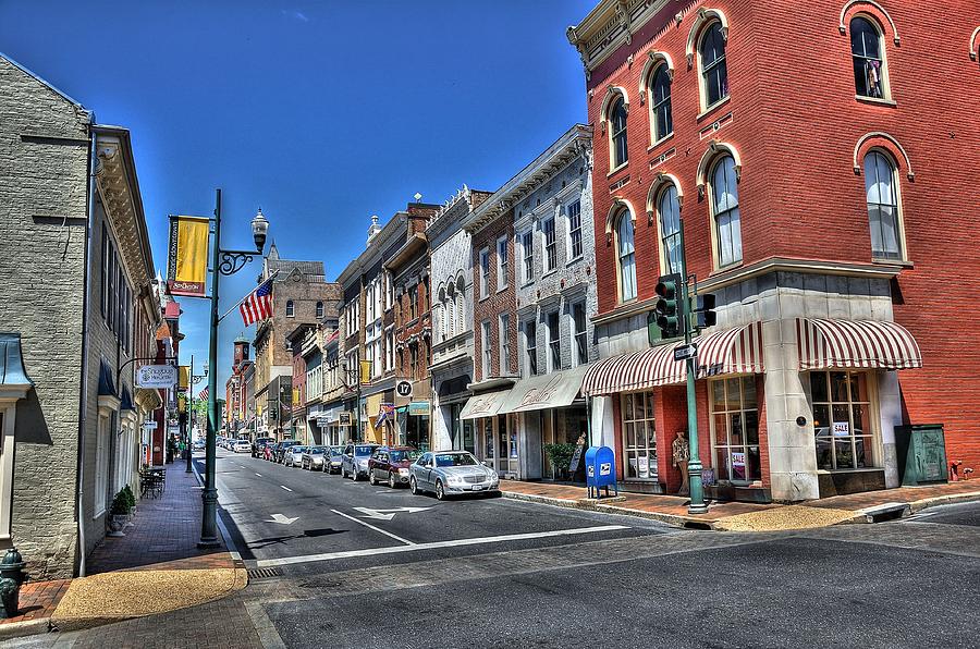 Staunton Virginia Photograph by Todd Hostetter - Fine Art America