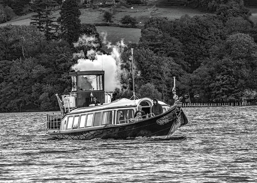 Steam Boat Gondola Photograph by Ed James