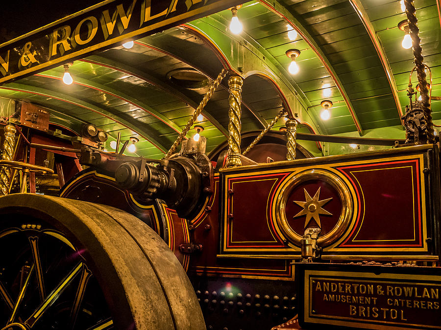 Steam Traction Engine Photograph by Mark Llewellyn