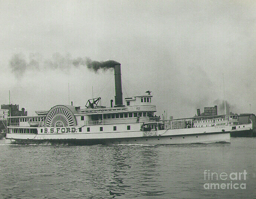 Steamship B.s.ford Photograph by Skip Willits