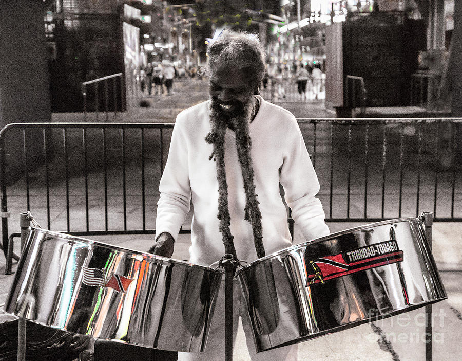 Steel Drums Entertainment  Photograph by Chuck Kuhn
