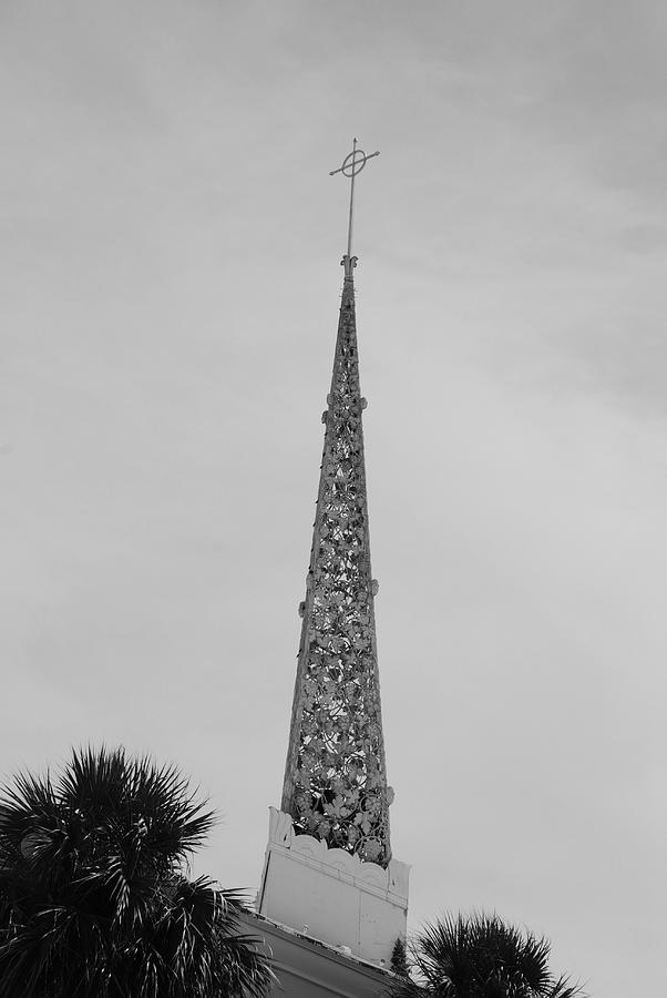 Steeple Cross In Black And White Photograph by Rob Hans