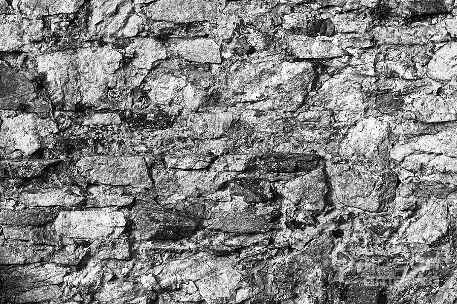 Stone wall in monochrome Photograph by Les Palenik